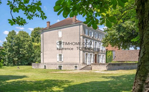 House in Sud, Sainte-Livrade-sur-Lot, France 1