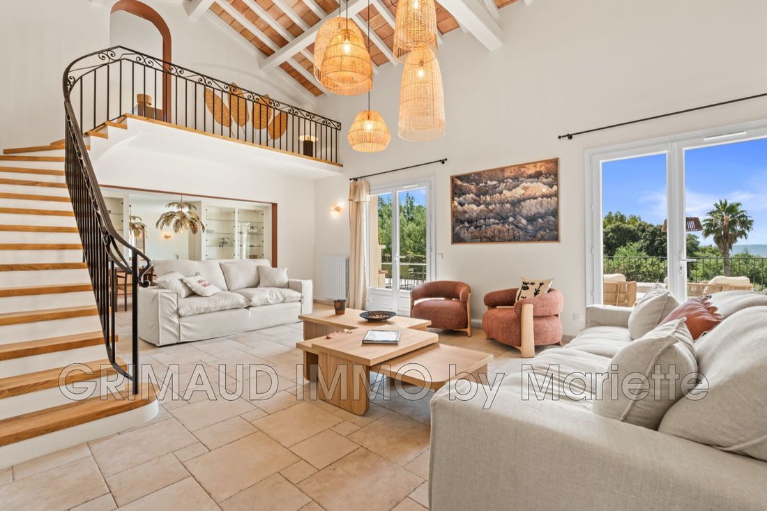 Villa in Grimaud, Provence-Alpes-Côte d'Azur, France 2 - 18598034