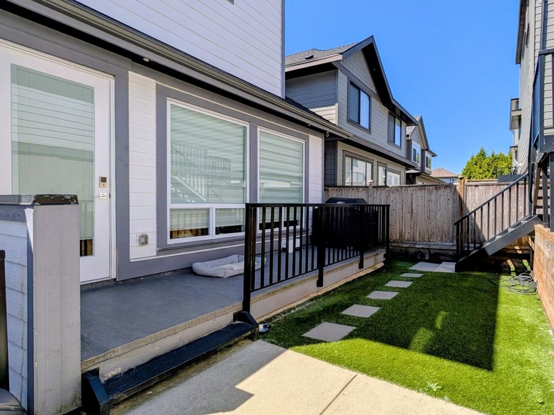 House in Coquitlam, British Columbia, Canada 1 - 18603858