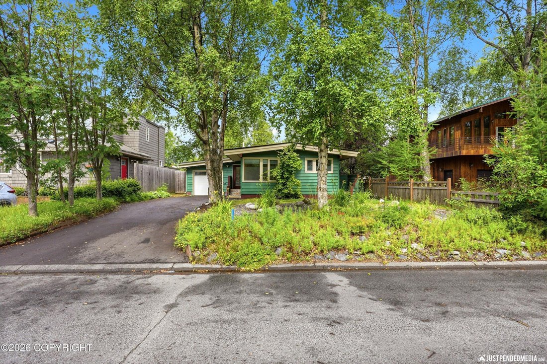 House in Anchorage, Alaska, United States 2 - 18600100