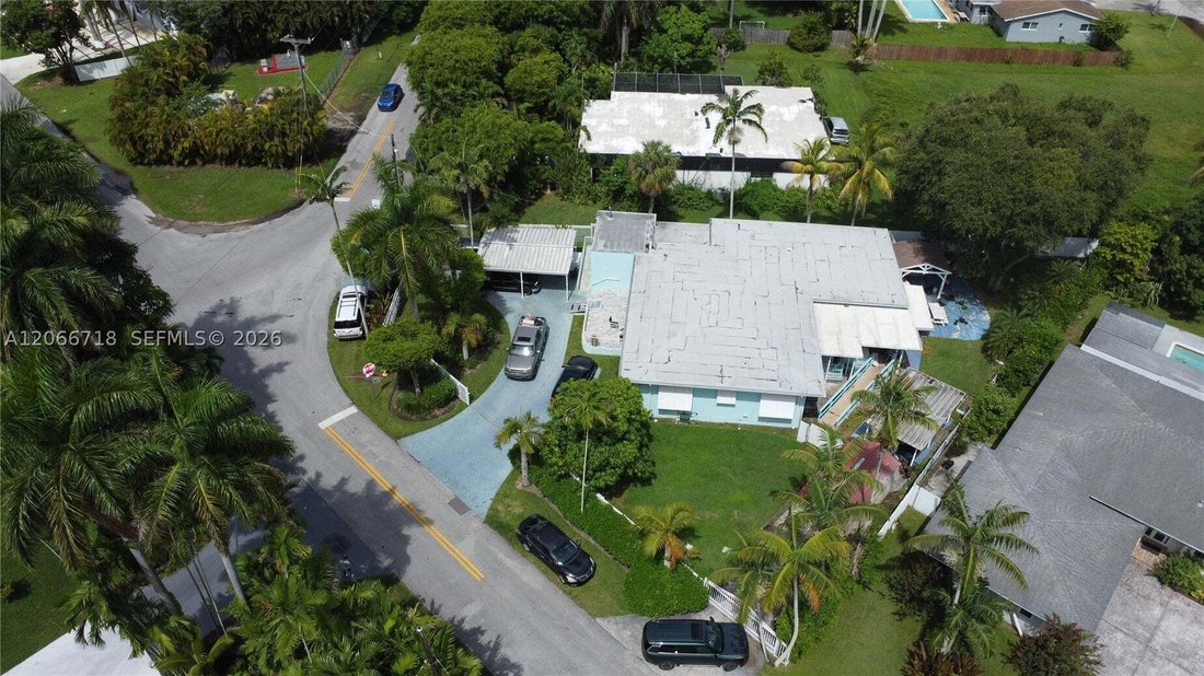 House in Miami, Florida, United States 1 - 18601076