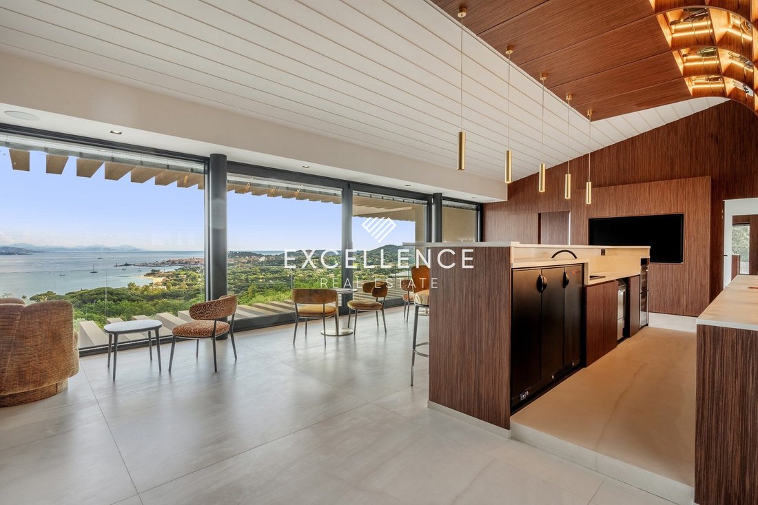 Villa in Gassin, Provence-Alpes-Côte d'Azur, France 3 - 18603937