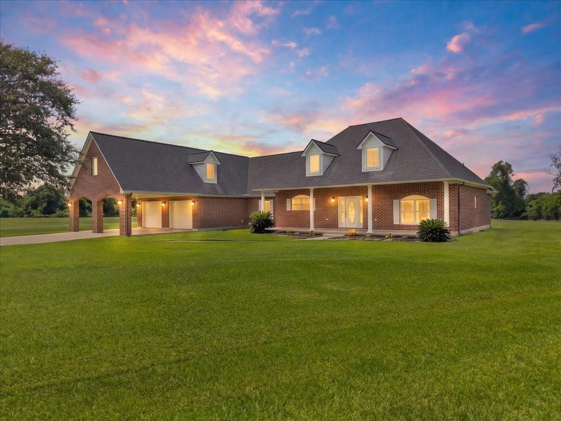 House in Baytown, Texas, United States 1 - 18602141