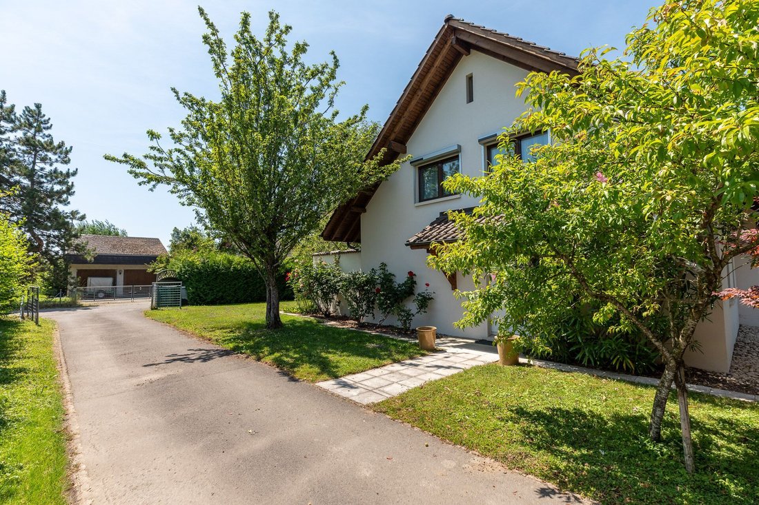 Villa in Delley-Portalban, Fribourg, Switzerland 4 - 18599922