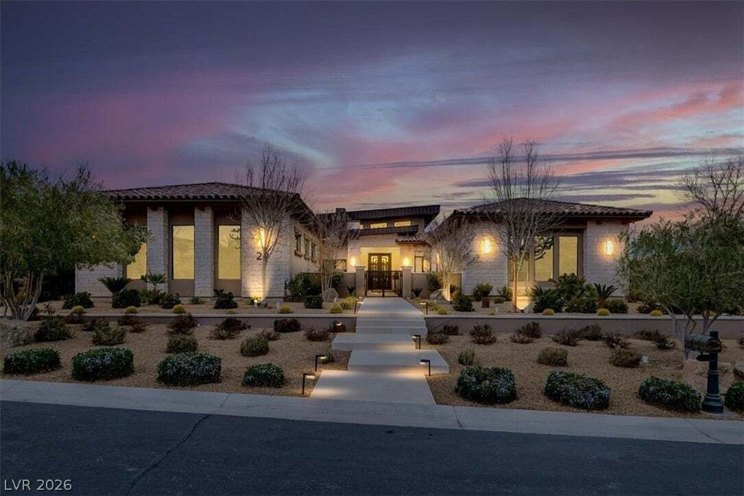House in Las Vegas, Nevada, United States 1 - 18599706