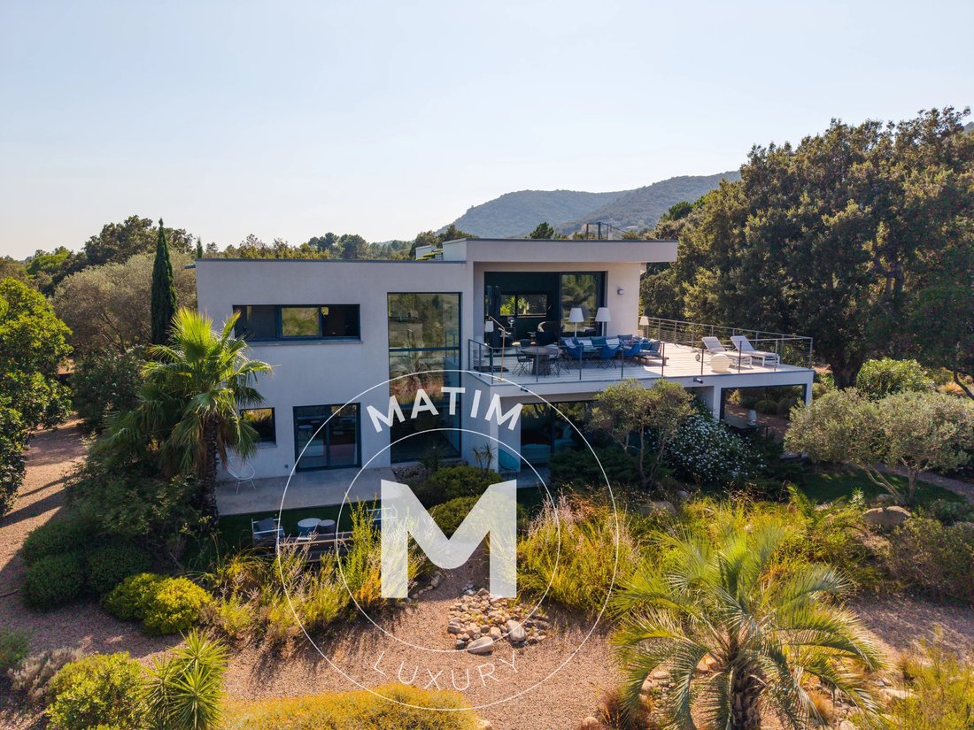 Villa in Zonza, Corsica, France 3 - 18364145