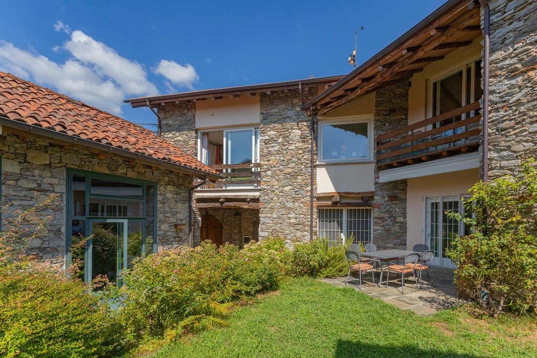 House in Cecca-Agagliate, Piedmont, Italy 1 - 18598319