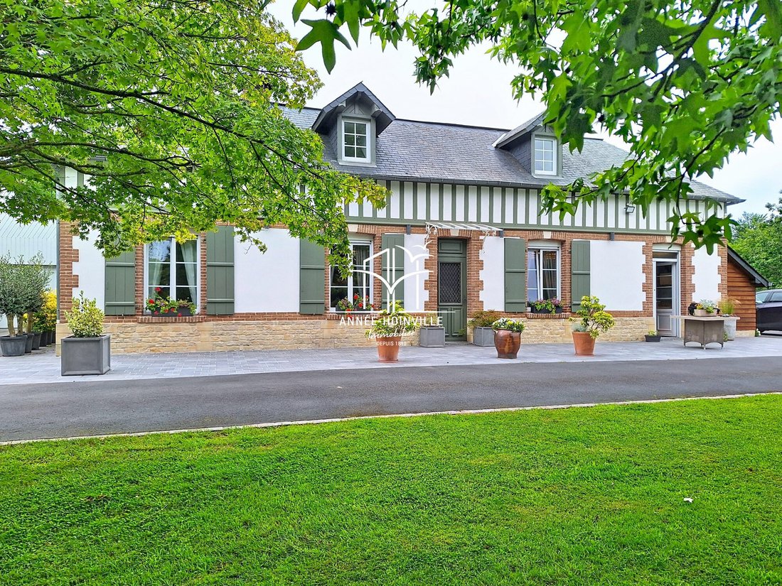 House in Equemauville, Normandy, France 1 - 18603948