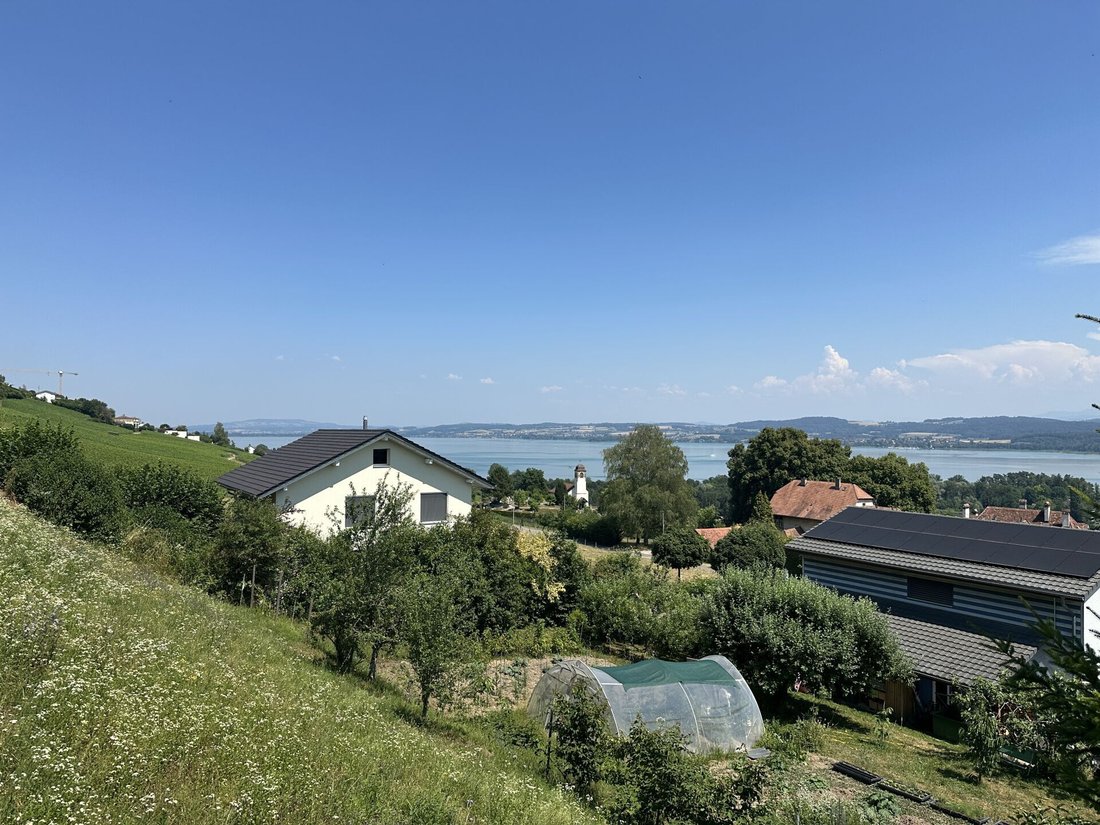 Villa in Vully-les-Lacs, Vaud, Switzerland 2 - 18599804