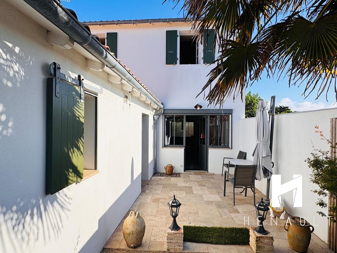 House in Sainte-Marie-de-Ré, Nouvelle-Aquitaine, France 2 - 18598193