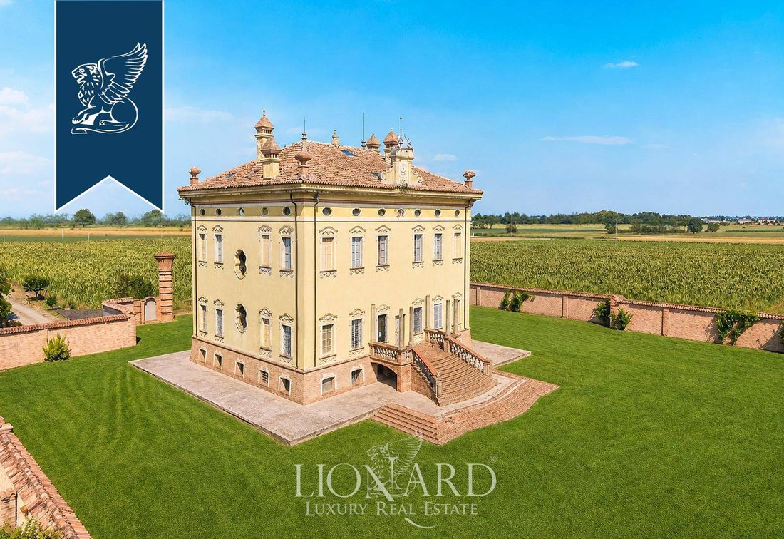 Villa in Busseto, Emilia-Romagna, Italy 1 - 18602397