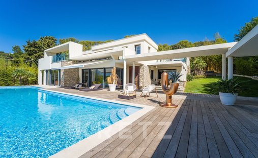 House in Les Pierres Blanches, Sète, France 1