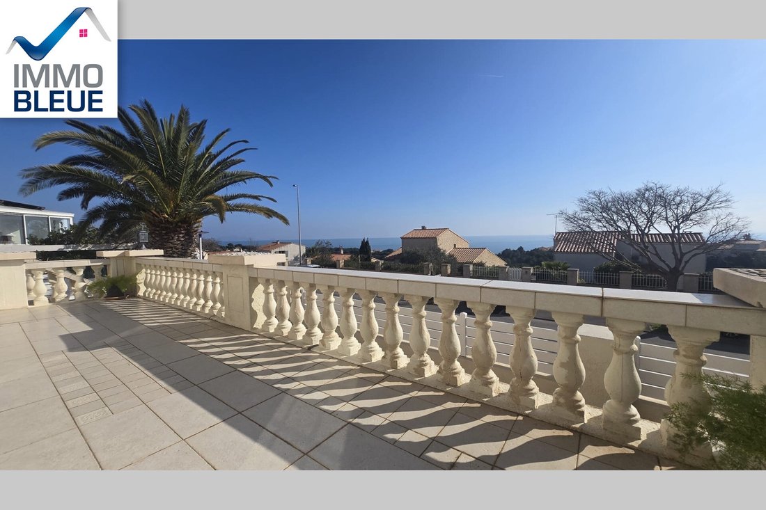 Villa in Le Village-L'Esperon, Sausset-les-Pins, France 3 - 18598107