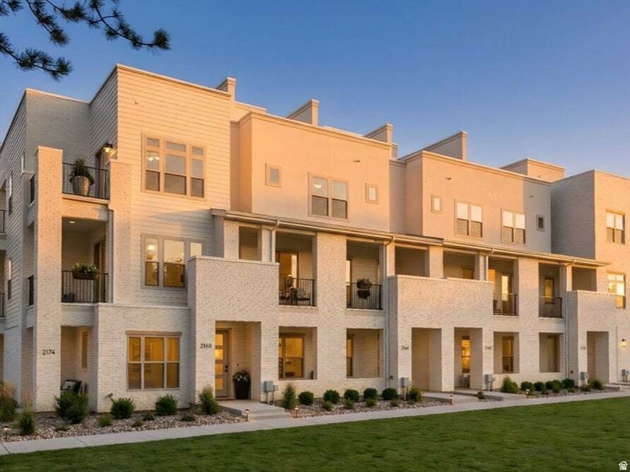 Townhouse in Holladay, Utah, United States 1 - 18600540
