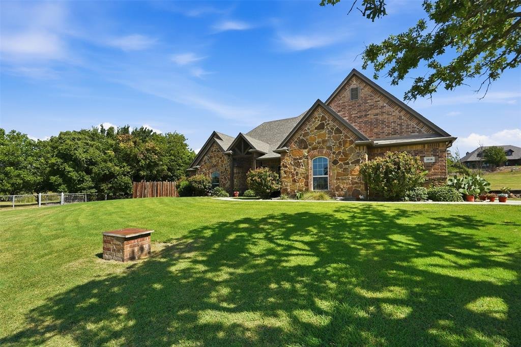 House in Weatherford, Texas, United States 2 - 18597637