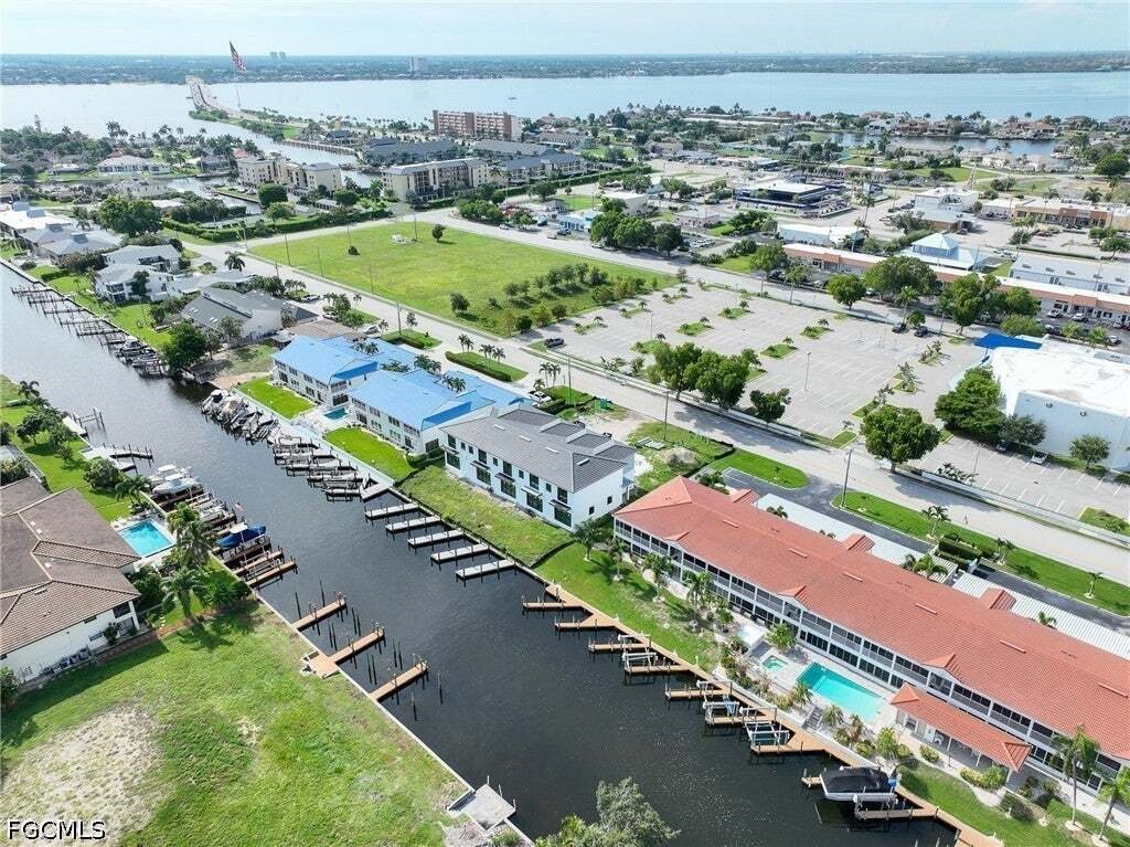 Condo in Cape Coral, Florida, United States 3 - 18312688