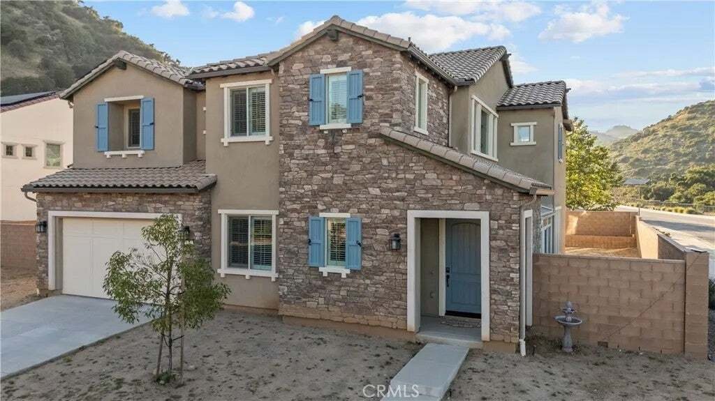 House in West Hills, California, United States 1 - 17633350