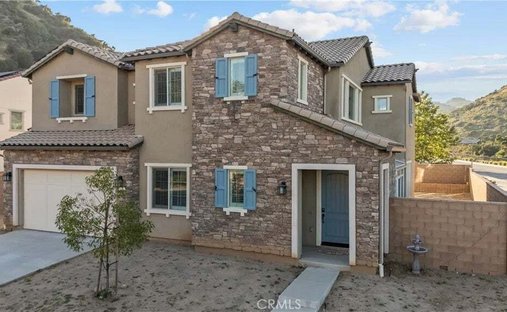 House in West Hills, California, United States 1