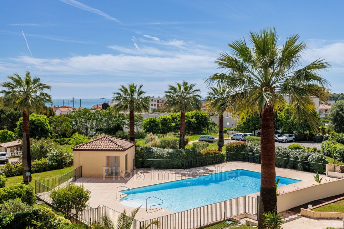 Apartment in Les Cougoulins-Rastines, Antibes, France 1 - 17907287