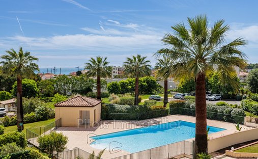 Apartamento en Les Cougoulins-Rastines, Antibes, Francia 1