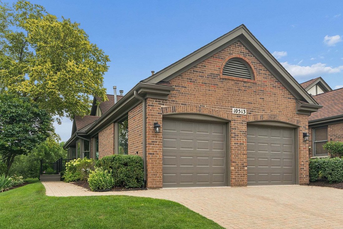 Townhouse in Orland Park, Illinois, United States 2 - 18601450