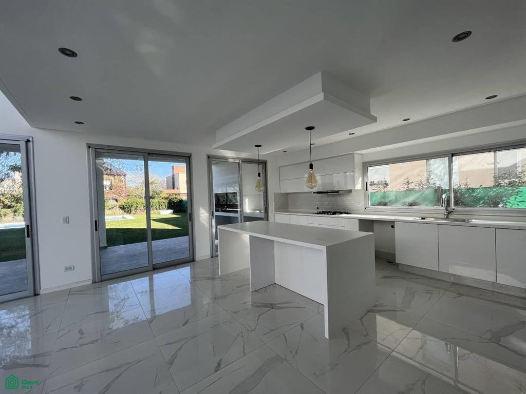 House in Hudson, Buenos Aires, Buenos Aires Province, Argentina 4 - 17232526