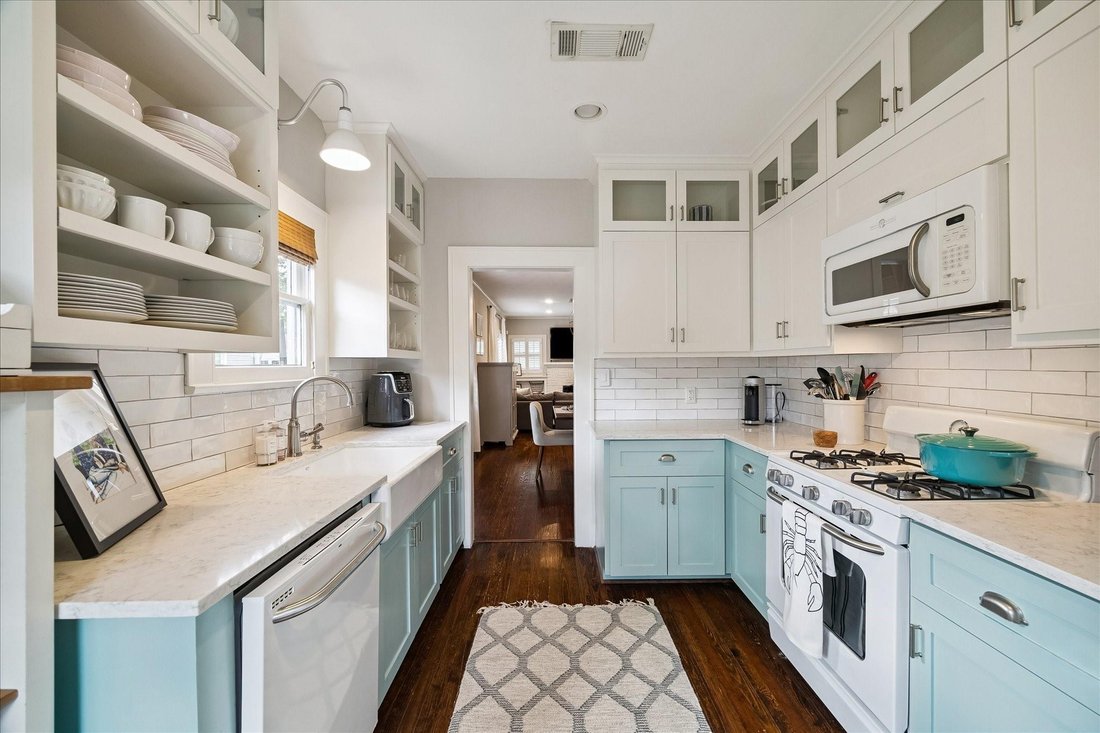 House in Houston, Texas, United States 3 - 18602088