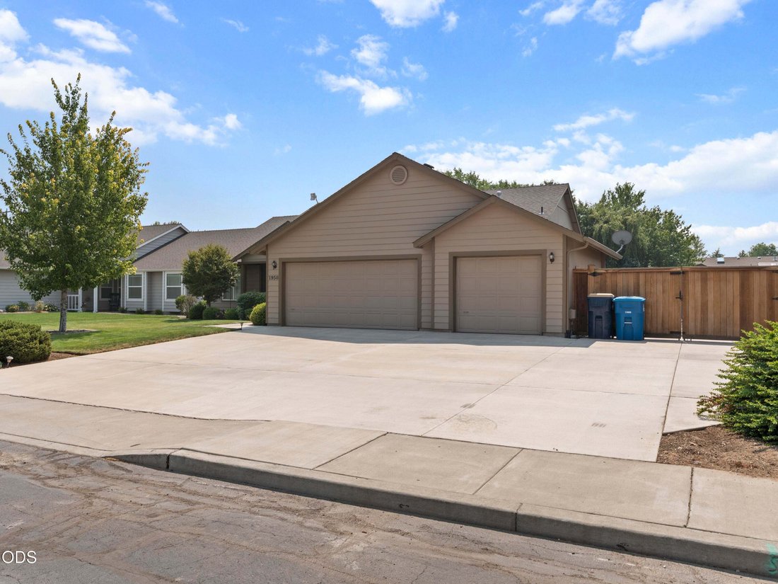 House in Redmond, Oregon, United States 3 - 18586418