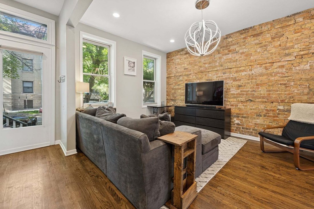 Townhouse in Chicago, Illinois, United States 3 - 18597440