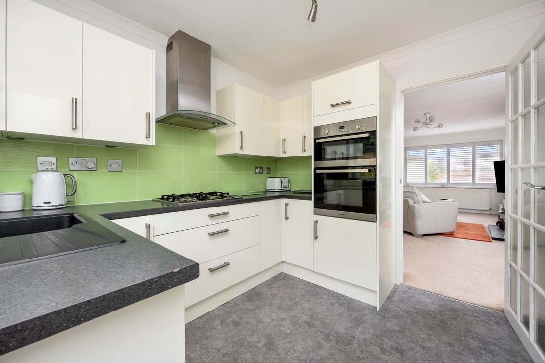 Bungalow in Saltdean, England 5 - 18598251