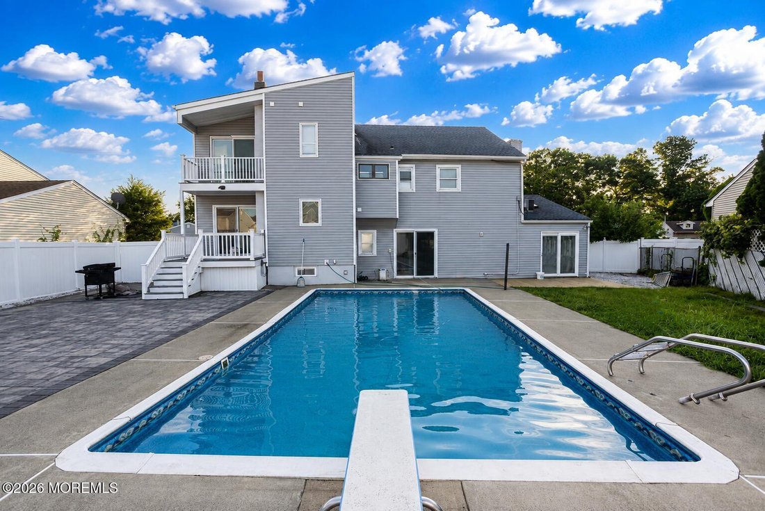 House in Sayreville, New Jersey, United States 2 - 18600820
