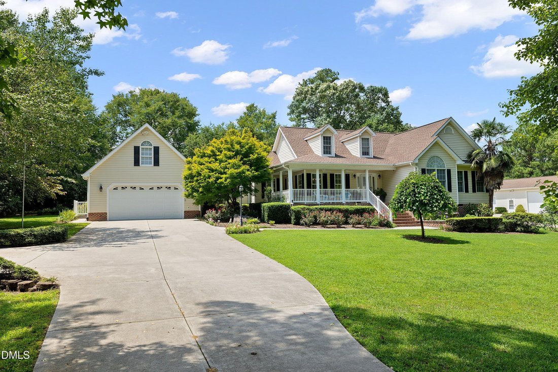 Farm Ranch in Louisburg, North Carolina, United States 1 - 18601536
