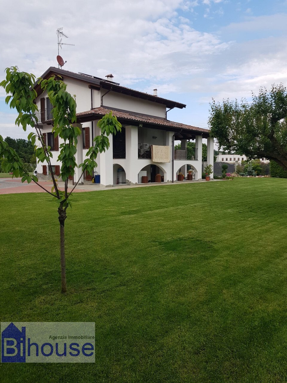 Villa in Cossato, Piemonte, Italia 3 - 18602874