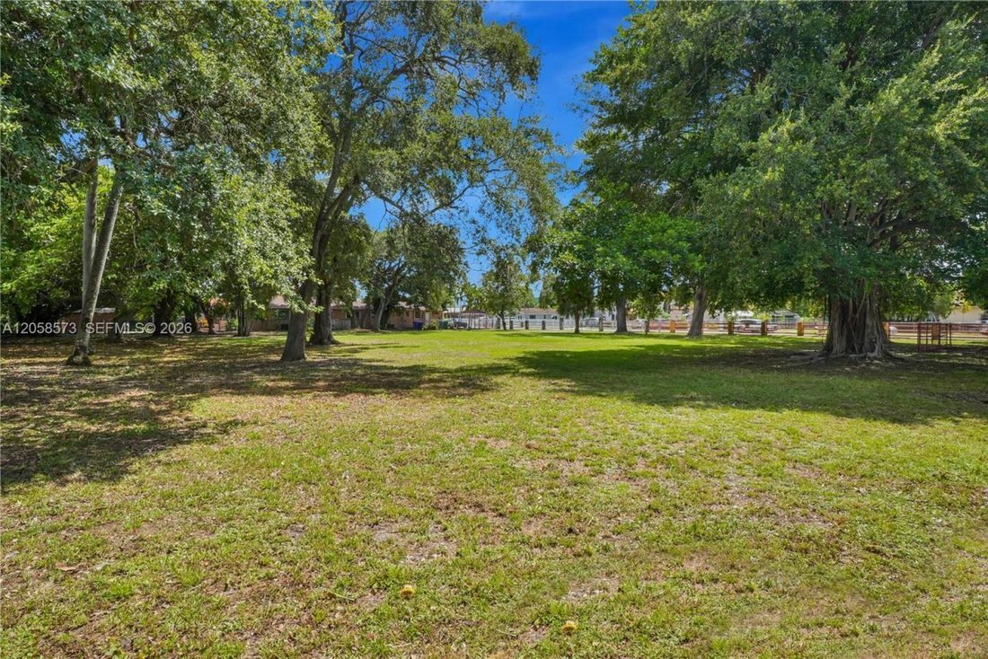 Land in Miami, Florida, United States 1 - 18603810