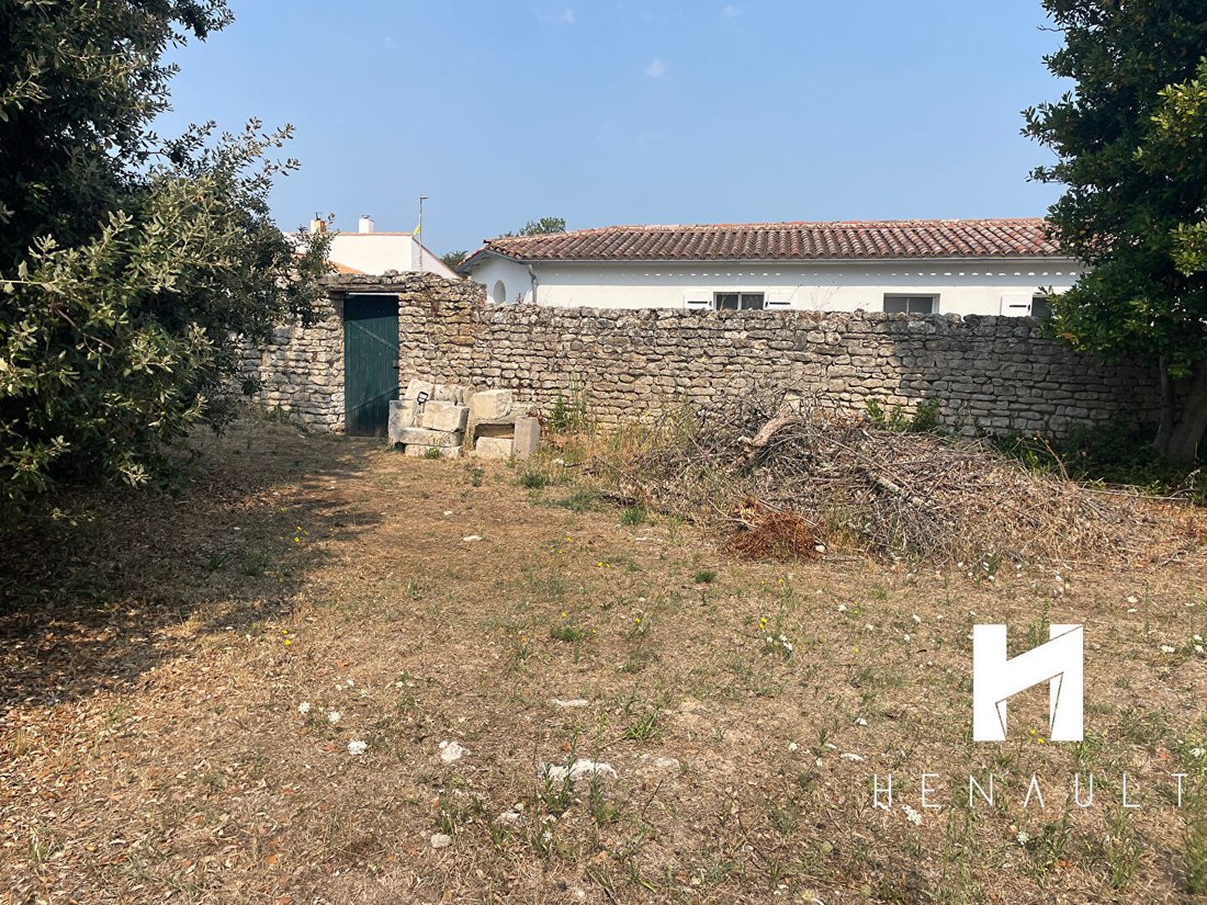 Land in Rivedoux-Plage, Nouvelle-Aquitaine, France 1 - 18597550