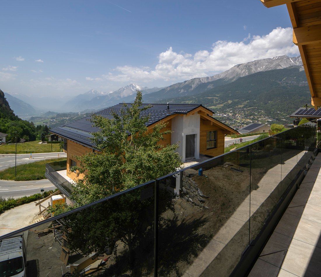Chalet in Crans-Montana, Valais, Switzerland 3 - 18599789