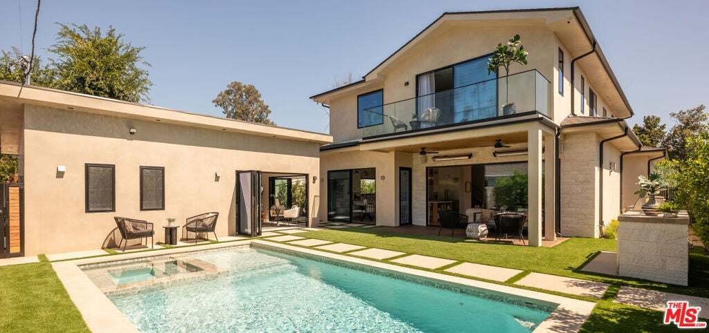House in Los Angeles, California, United States 2 - 18596904