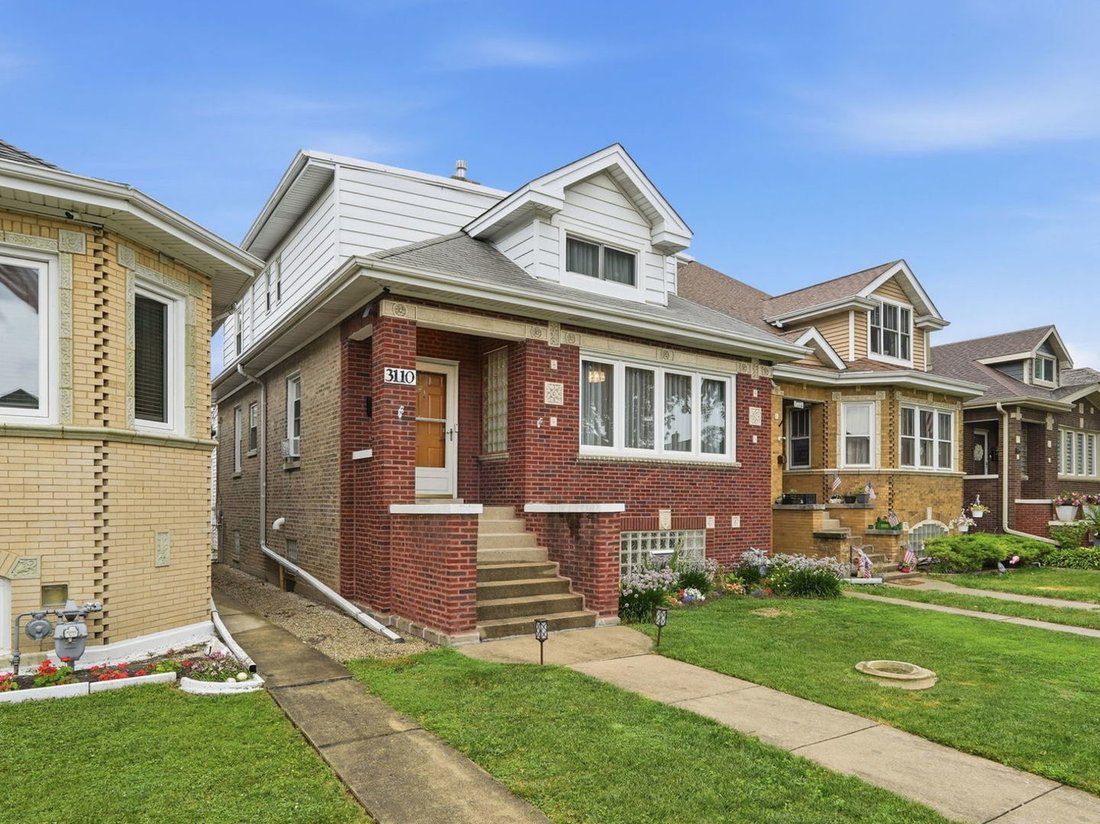 House in Elmwood Park, Illinois, United States 2 - 18597517