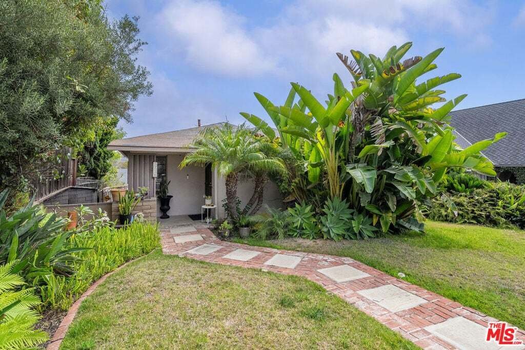 House in Los Angeles, California, United States 1 - 18601034