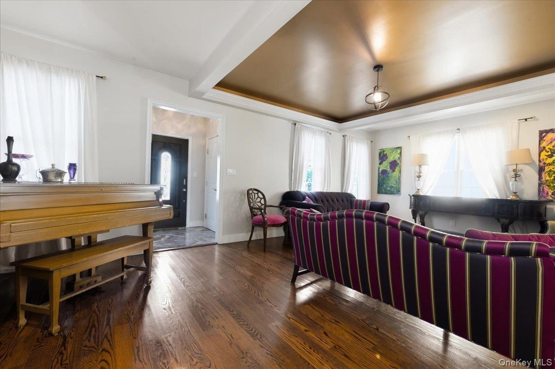 House in West Hempstead, New York, United States 5 - 18602373