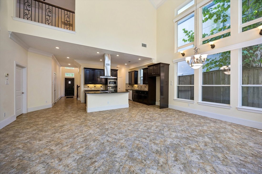 House in Houston, Texas, United States 5 - 18603581
