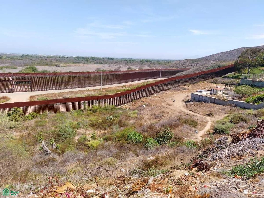 Land in Tijuana, Baja California, Mexico 2 - 17804525