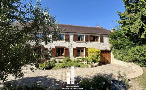 Maison à Achères-la-Forêt, Île-de-France, France 1