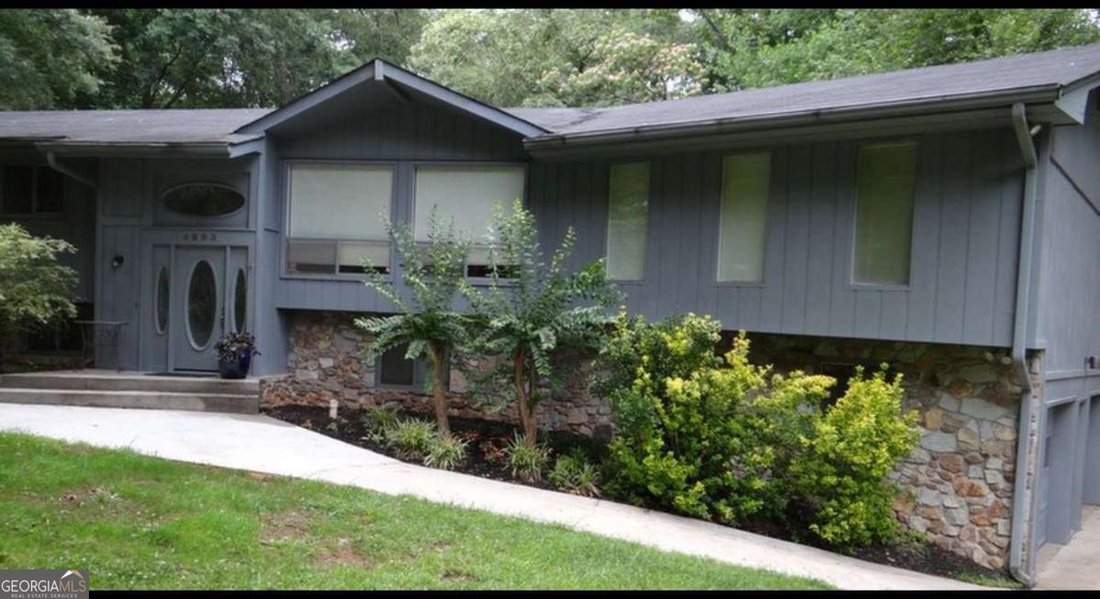 House in Lilburn, Georgia, United States 3 - 18597696
