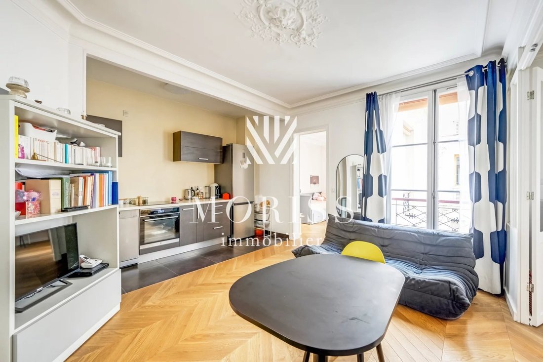 Apartment in Batignolles-Cardinet, Paris 17e Arrondissement, Paris 3 - 18598535