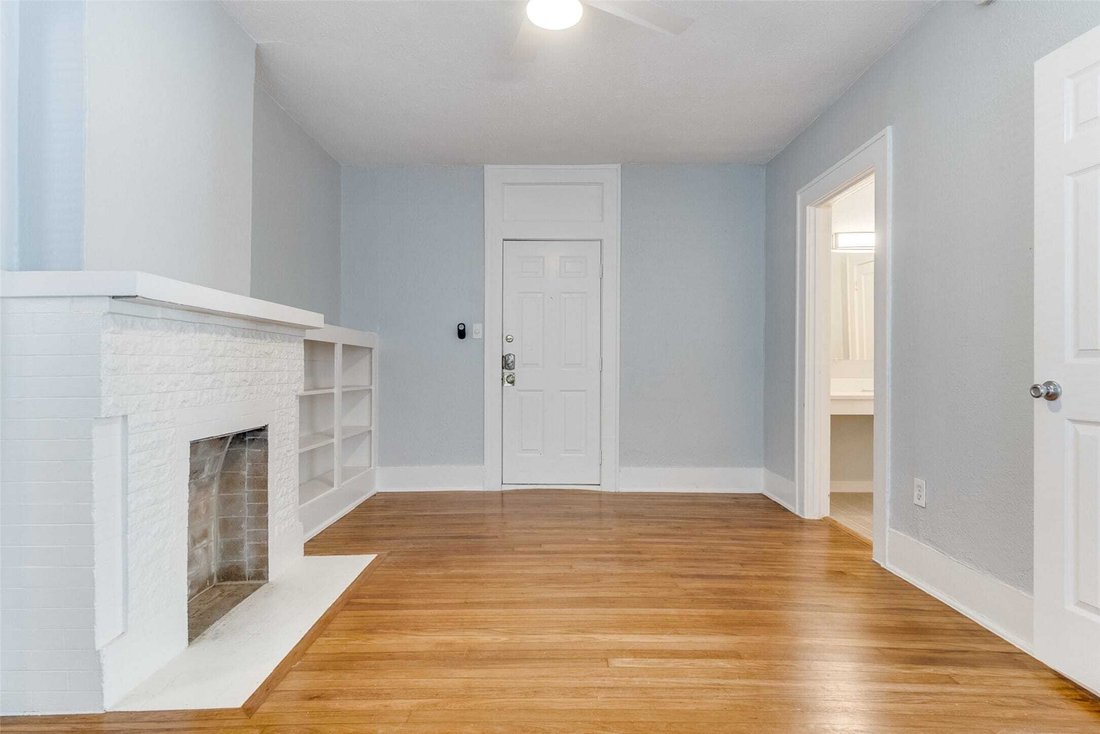 Dallas, Texas, United States 4 - 18603667