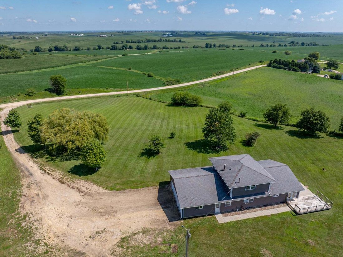 House in New Liberty, Iowa, United States 4 - 18601431