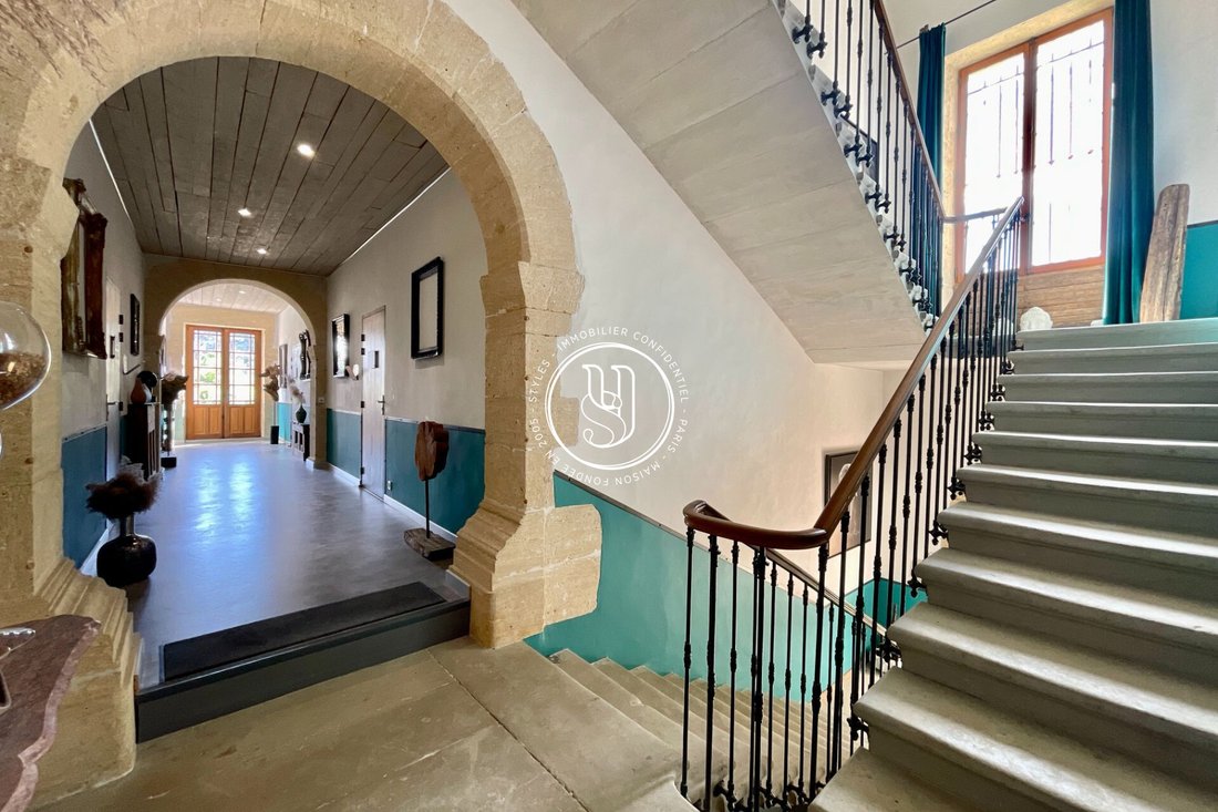 Villa in Uzès, Occitania, France 4 - 18598249