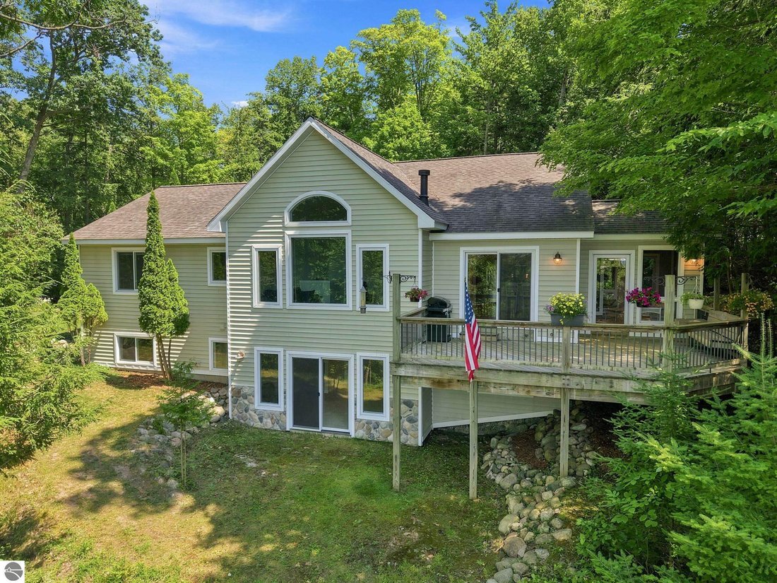 House in Traverse City, Michigan, United States 3 - 18603758