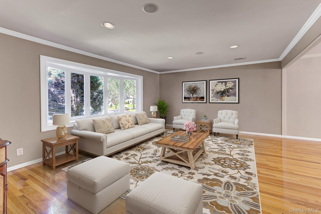 House in Garden City, New York, United States 5 - 18600230